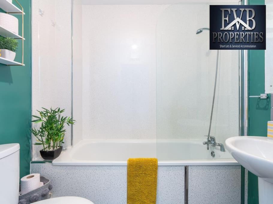Charming Cosy Getaway Ideal For Leisure & Business Southampton Exteriér fotografie