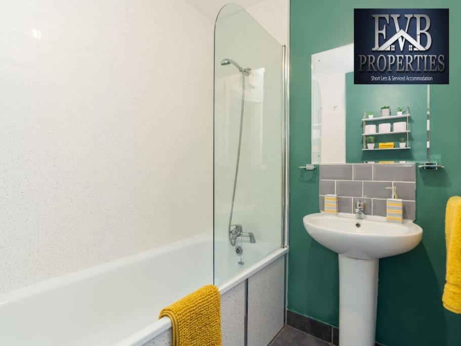 Charming Cosy Getaway Ideal For Leisure & Business Southampton Exteriér fotografie