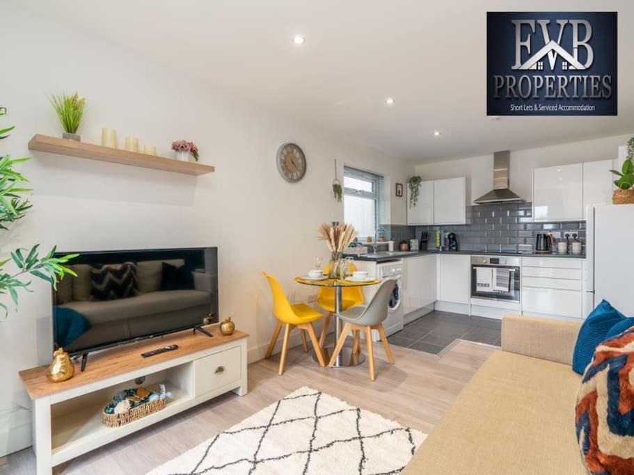 Charming Cosy Getaway Ideal For Leisure & Business Southampton Exteriér fotografie